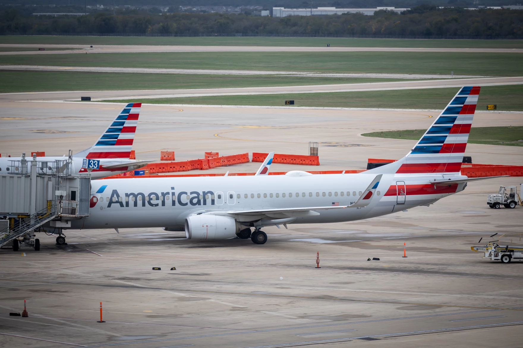 American Airlines cuts five Austin flights as options shrink at ABIA ...